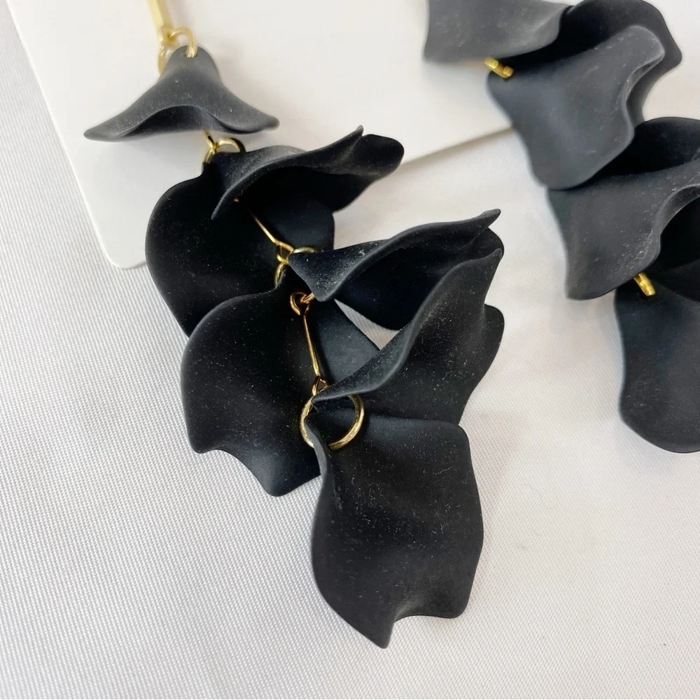 Virtue Jewelry Design Hyacinth Earrings on Bar Posts - Picture 6 of 8